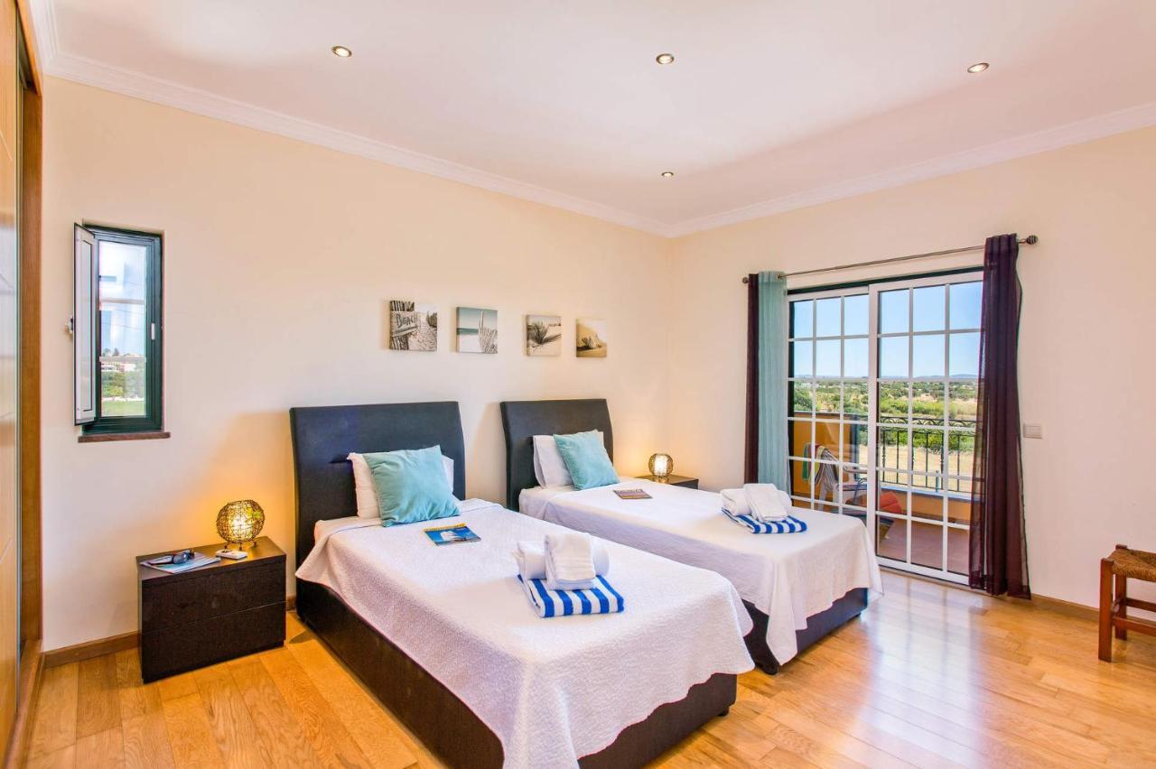 Villa Nincha - Heated Pool - Free Wi-Fi - Air Con 阿尔布费拉 外观 照片